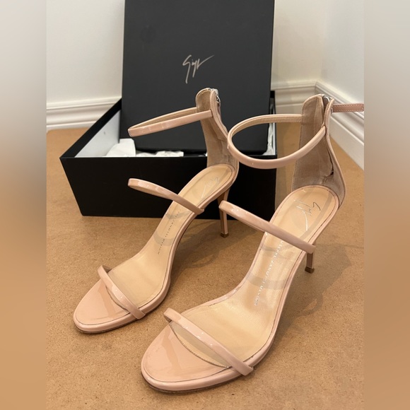 GUISEPPE ZANOTTI SIZE 40. FRANC ZANOT WDSA BLUSH E70092 - Picture 1 of 8